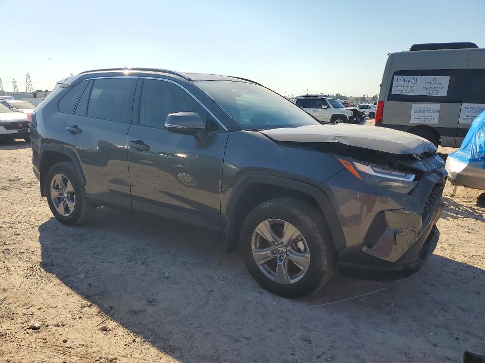 Zdjęcie 4 z aukcji – 2024 TOYOTA RAV4 z VIN 2T3W1RFV9RC254749