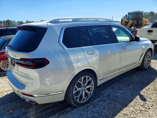 Снимка 3 от търг – 2023 BMW X7 с VIN 5UX23EM02P9P72222