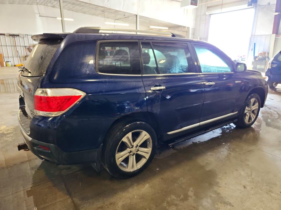 Снимка 3 от търг – 2011 TOYOTA HIGHLANDER с VIN 5TDDK3EH0BS054085