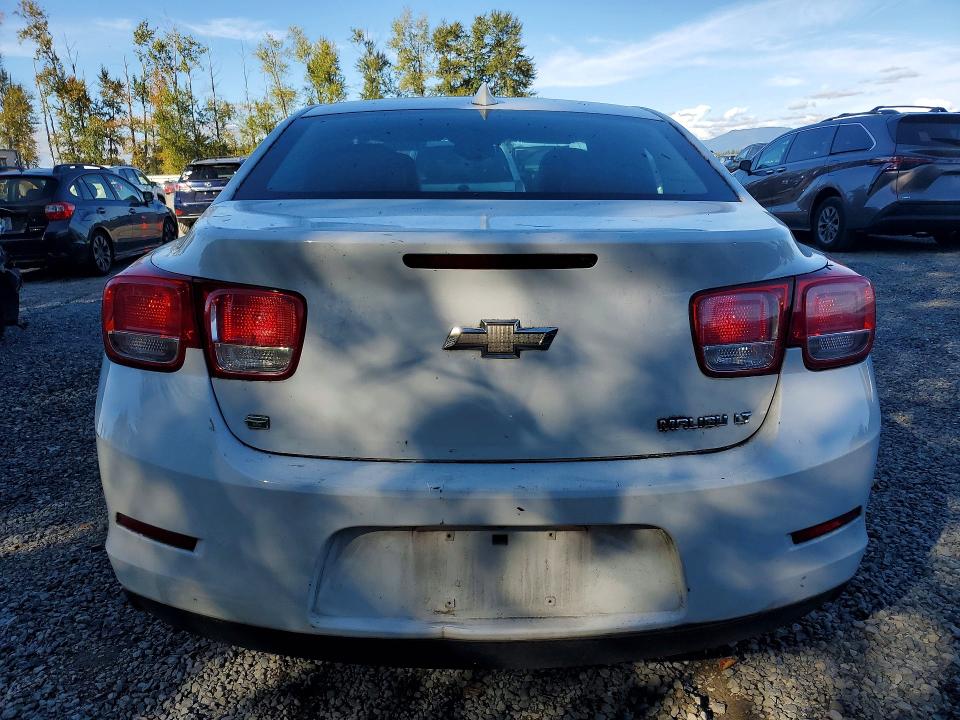 Photo 6 from auction – 2015 CHEVROLET MALIBU with VIN 1G11C5SL8FF207010
