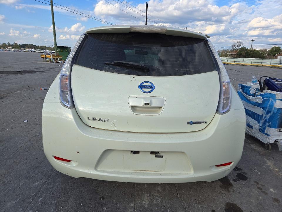 Снимка 6 от търг – 2011 NISSAN LEAF с VIN JN1AZ0CP7BT005896
