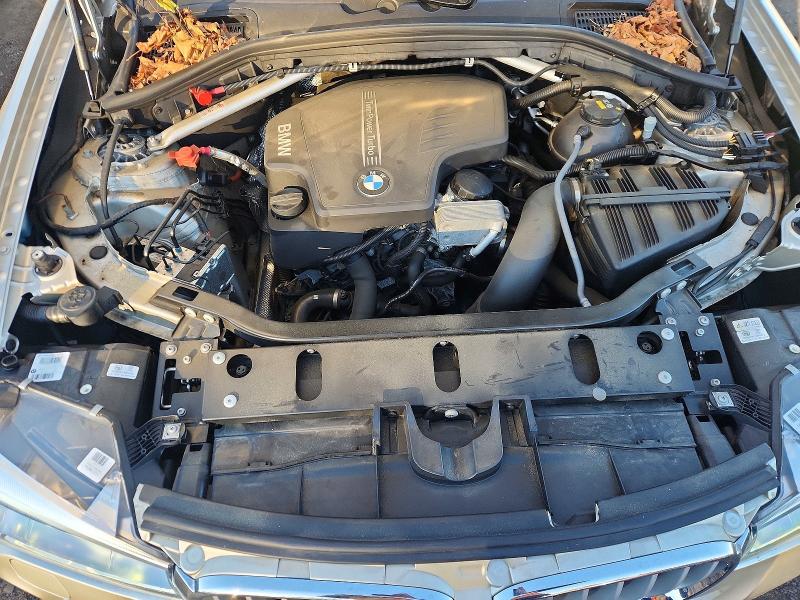 Снимка 12 от търг – 2017 BMW X3 с VIN 5UXWX9C30H0W73610