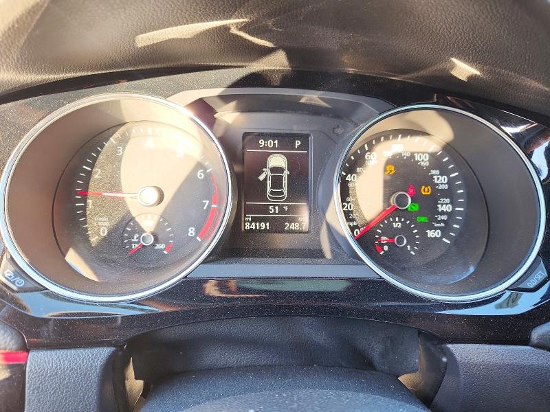 Снимка 9 от търг – 2015 VOLKSWAGEN JETTA с VIN 3VW4T7AJ6FM259037