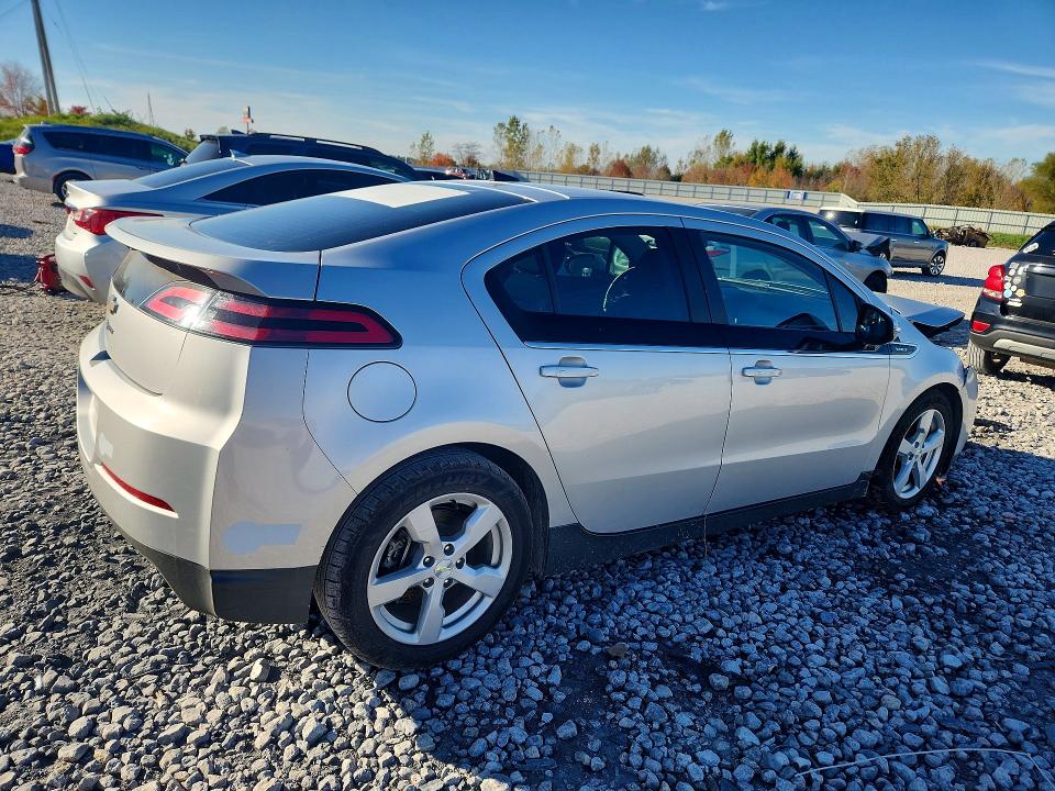 Снимка 3 от търг – 2014 CHEVROLET VOLT с VIN 1G1RE6E47EU115324