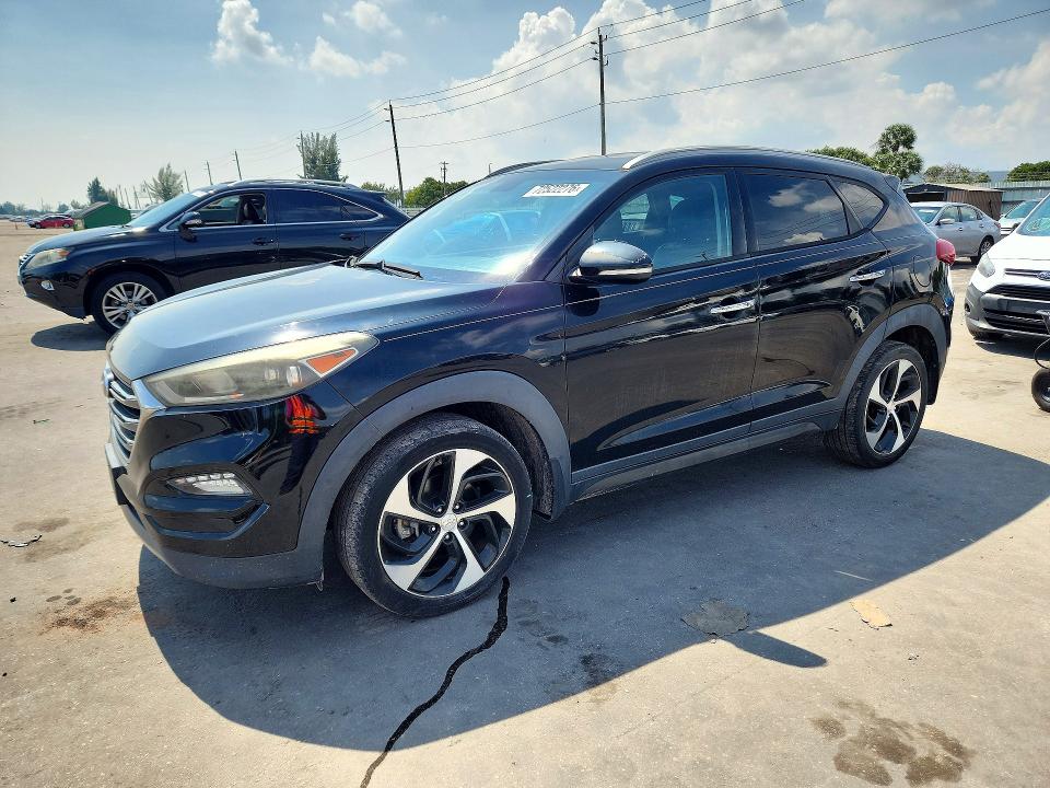 HYUNDAI TUCSON 2016 with VIN KM8J33A26GU122602 - Photo from auction