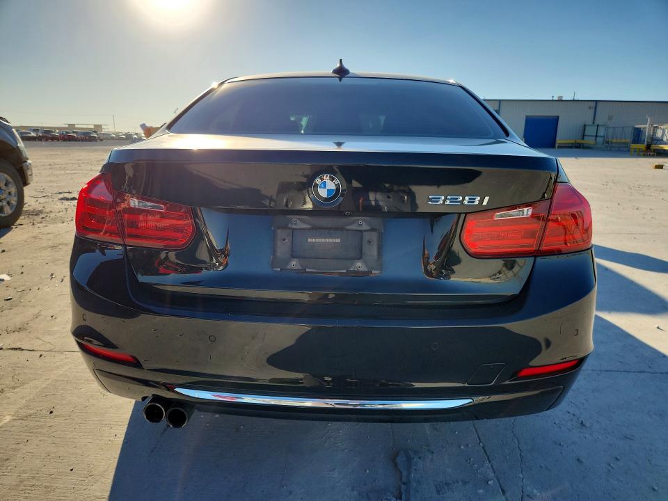 Снимка 6 от търг – 2014 BMW 328 с VIN WBA3A5G59ENP29646