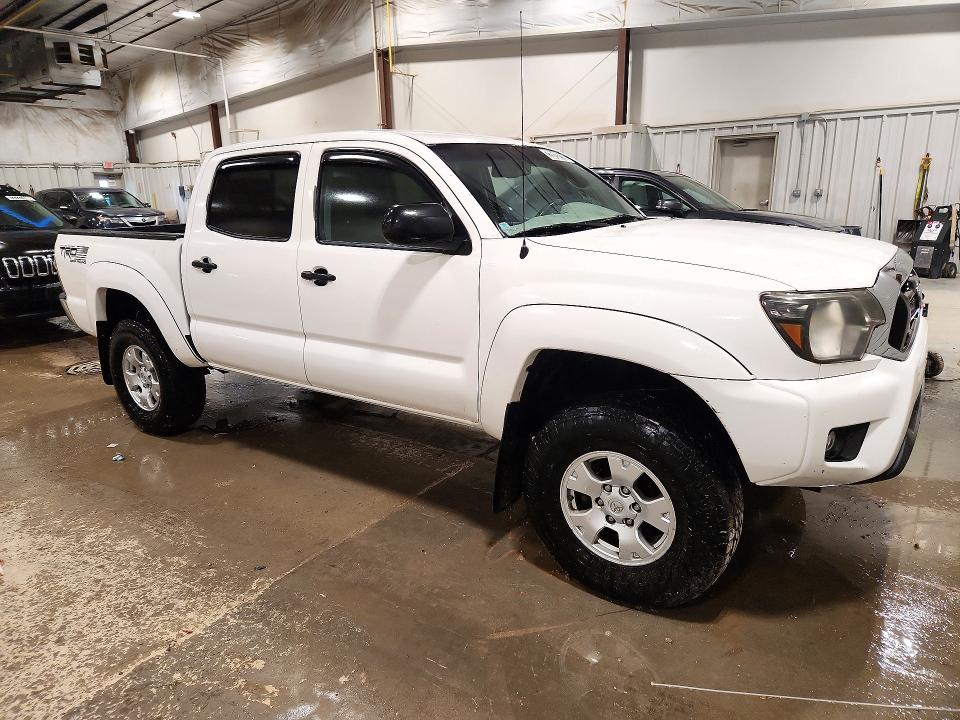 Снимка 4 от търг – 2013 TOYOTA TACOMA с VIN 5TFLU4EN9DX072423