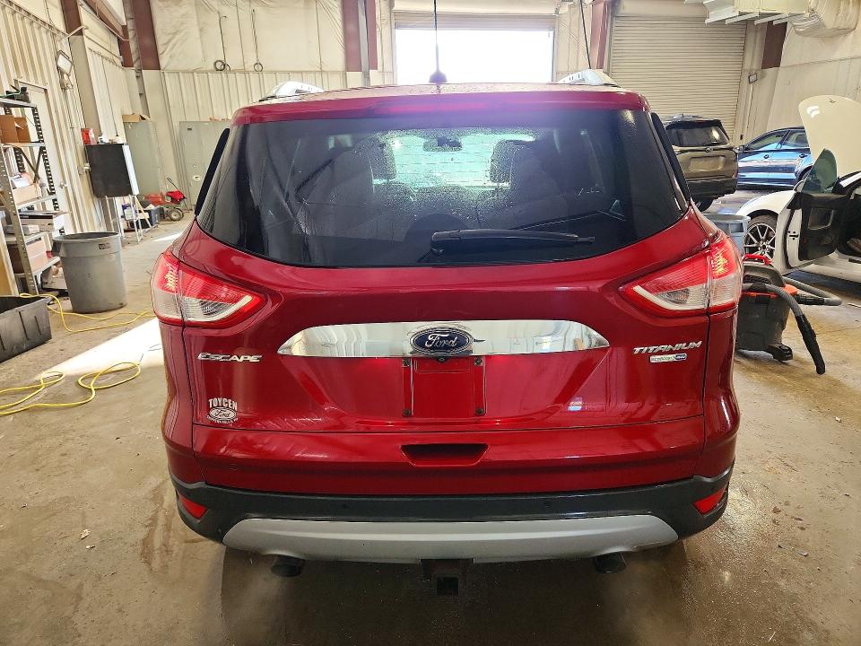 Photo 6 from auction – 2016 FORD ESCAPE with VIN 1FMCU9J94GUC59186