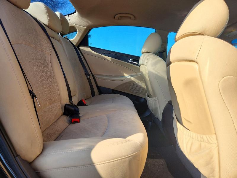 Снимка 10 от търг – 2014 HYUNDAI SONATA с VIN 5NPEB4AC8EH897773