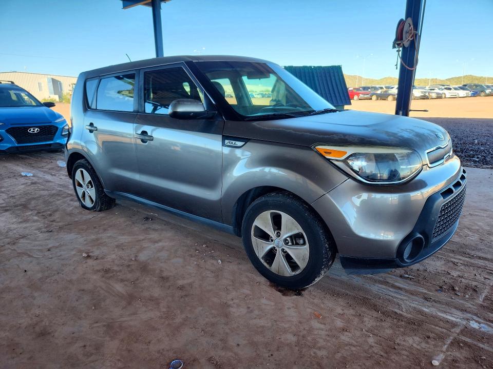 Foto 4 de la subasta – 2016 KIA SOUL con VIN KNDJN2A24G7343154