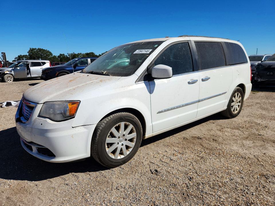 CHRYSLER TOWN & COUNTRY 2016 с VIN 2C4RC1BG7GR135510 - Снимка от търг