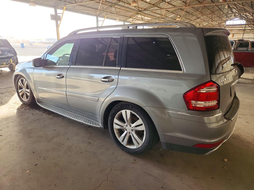 Снимка 2 от търг – 2010 MERCEDES-BENZ GL с VIN 4JGBF2FEXAA573114