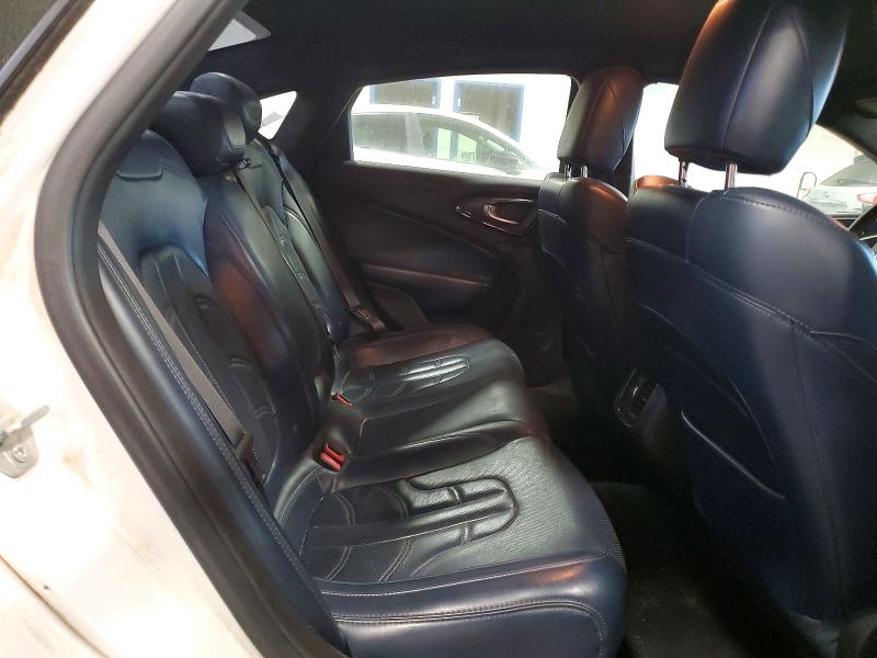 Снимка 10 от търг – 2015 CHRYSLER 200 с VIN 1C3CCCBB5FN674679