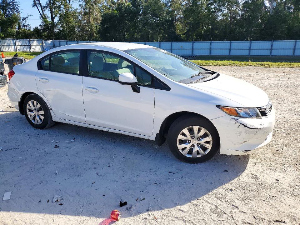Снимка 4 от търг – 2012 HONDA CIVIC с VIN 19XFB2F50CE003706