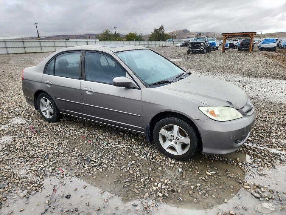 Photo 4 from auction – 2005 HONDA CIVIC with VIN 2HGES25735H526581