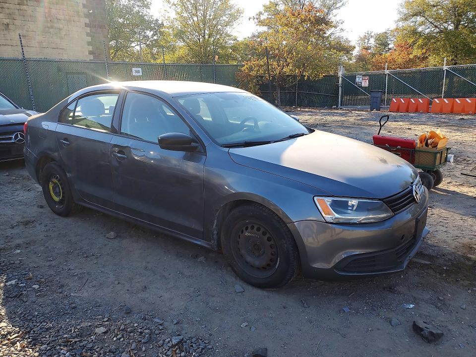 Снимка 4 от търг – 2014 VOLKSWAGEN JETTA с VIN 3VW2K7AJ7EM227965