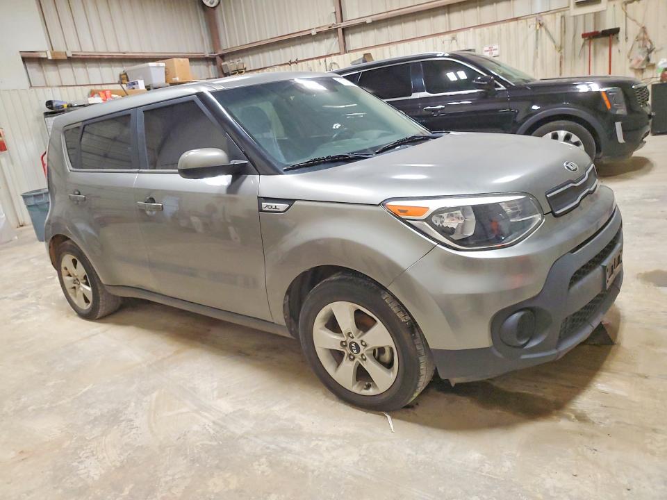 Zdjęcie 4 z aukcji – 2017 KIA SOUL z VIN KNDJN2A21H7428230