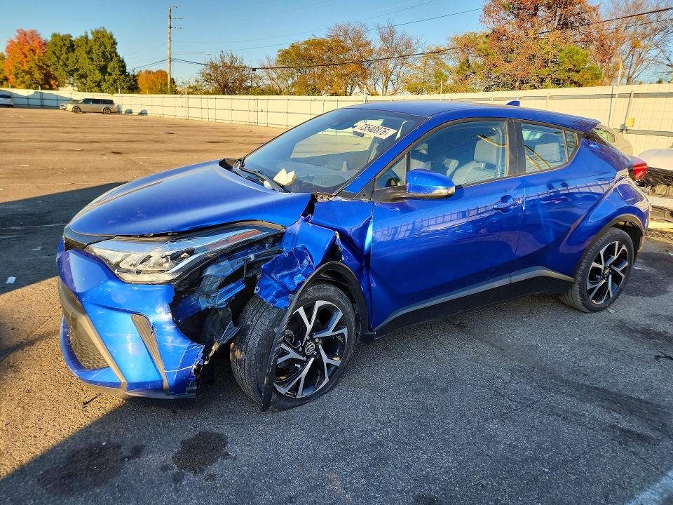 TOYOTA C-HR 2021 с VIN NMTKHMBX6MR138808 - Снимка от търг