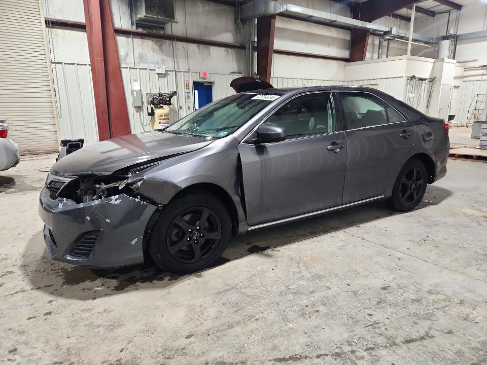 TOYOTA CAMRY 2014 с VIN 4T4BF1FK7ER343914 - Снимка от търг