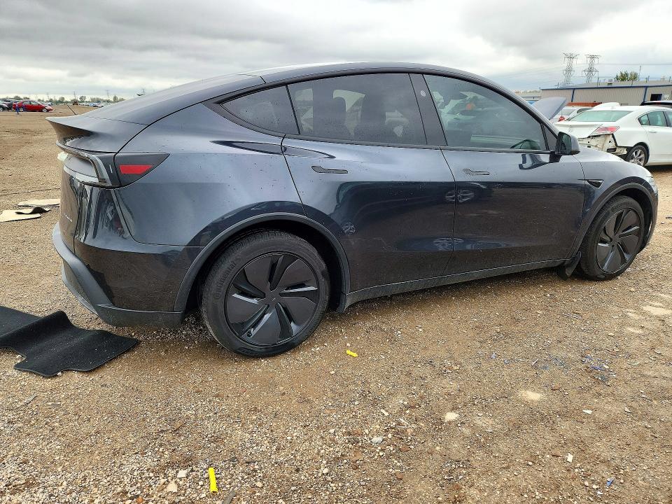 Снимка 3 от търг – 2026 TESLA MODEL Y с VIN 7SAYGDEEXTF407553