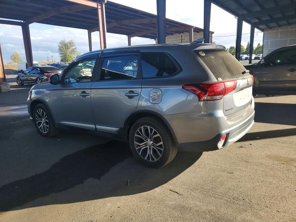 Снимка 2 от търг – 2017 MITSUBISHI OUTLANDER с VIN JA4AZ2A36HZ026988