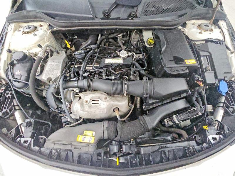 Photo 11 from auction – 2014 MERCEDES-BENZ CLA with VIN WDDSJ4EB9EN042920