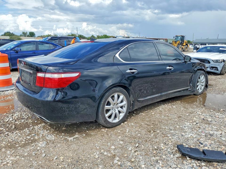 Фото 3 с аукциона – 2007 LEXUS LS с VIN JTHGL46F575016408