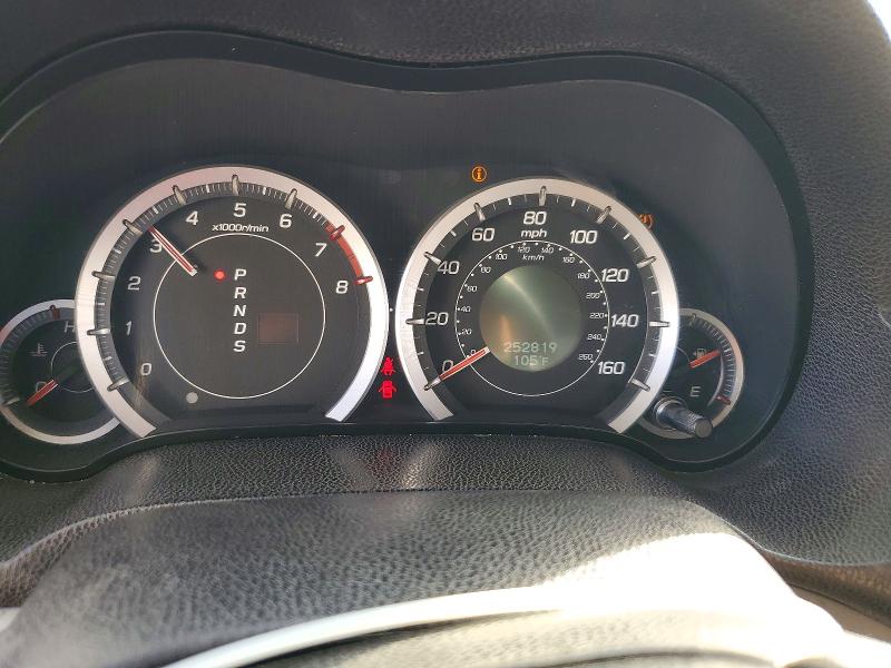Photo 9 from auction – 2010 ACURA TSX with VIN JH4CU4F63AC000383