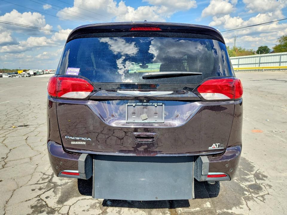 Фото 6 с аукциона – 2018 CHRYSLER PACIFICA с VIN 2C4RC1FG1JR100866