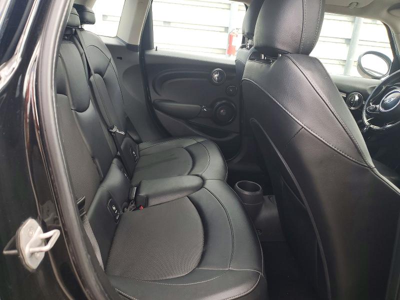 Фото 10 с аукциона – 2015 MINI COOPER с VIN WMWXS5C52FT828004