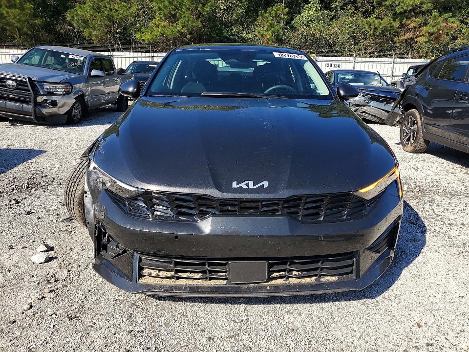Foto 5 de la subasta – 2026 KIA K5 con VIN KNAG24J70T5451087