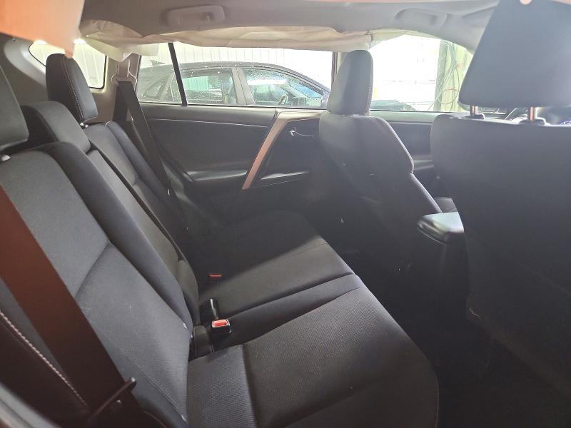 Photo 10 from auction – 2018 TOYOTA RAV4 with VIN 2T3RFREV6JW853594