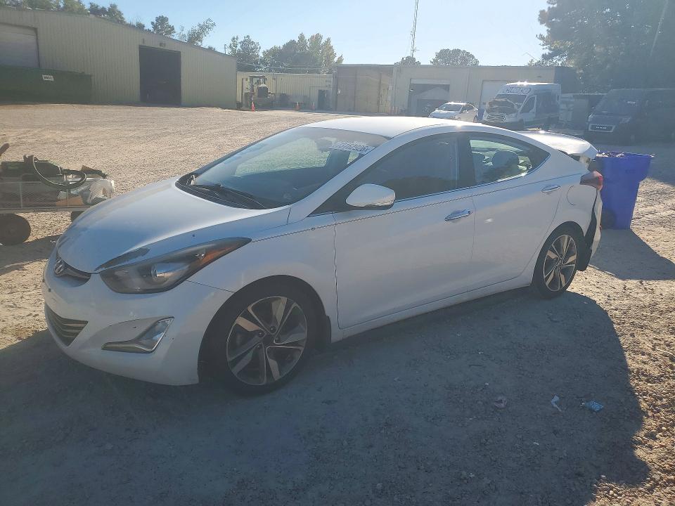 HYUNDAI ELANTRA 2015 with VIN 5NPDH4AE5FH638686 - Photo from auction