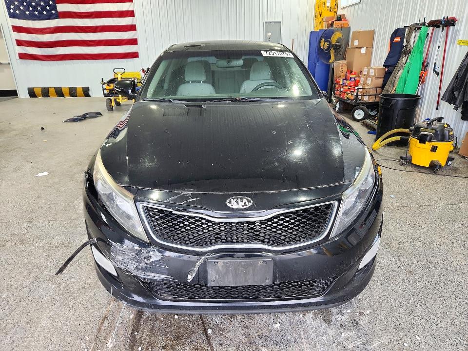 Снимка 5 от търг – 2014 KIA OPTIMA с VIN 5XXGM4A70EG304103