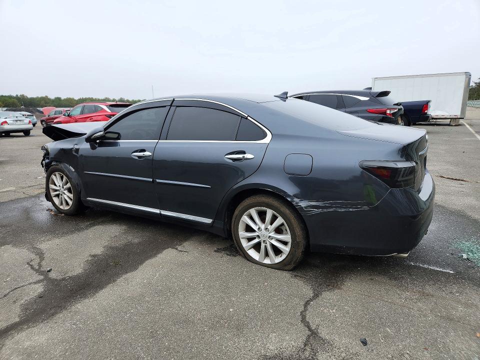Снимка 2 от търг – 2011 LEXUS ES с VIN JTHBK1EG1B2423268