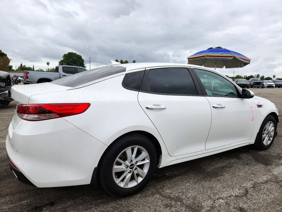 Photo 3 from auction – 2018 KIA OPTIMA with VIN KNAGT4L36J5191475