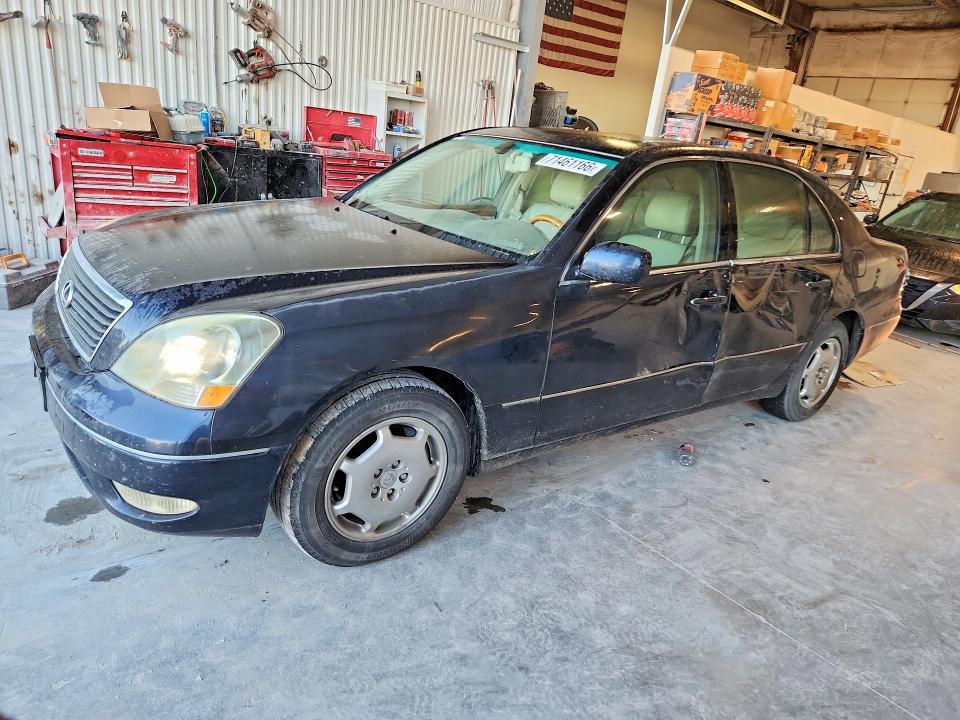 LEXUS LS 2002 с VIN JTHBN30F420086107 - Снимка от търг