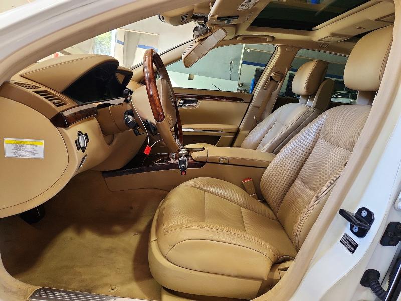 Photo 7 from auction – 2010 MERCEDES-BENZ S with VIN WDDNG7BB8AA339227