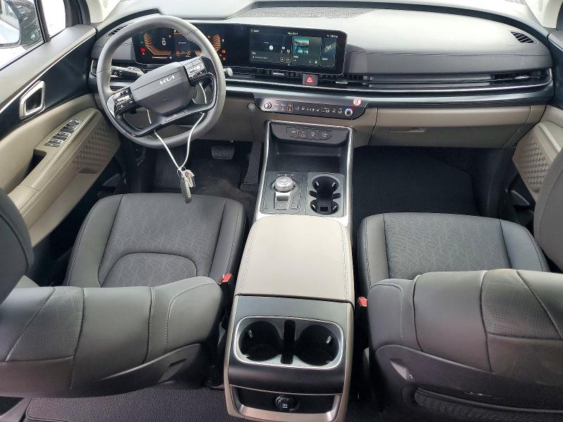 Photo 8 from auction – 2027 KIA CARNIVAL with VIN KNDNB5KA9V6193028