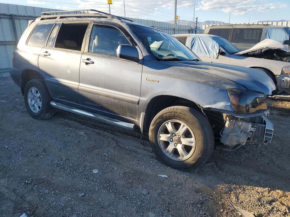 Photo 4 from auction – 2004 TOYOTA HIGHLANDER with VIN JTEEP21A740061528