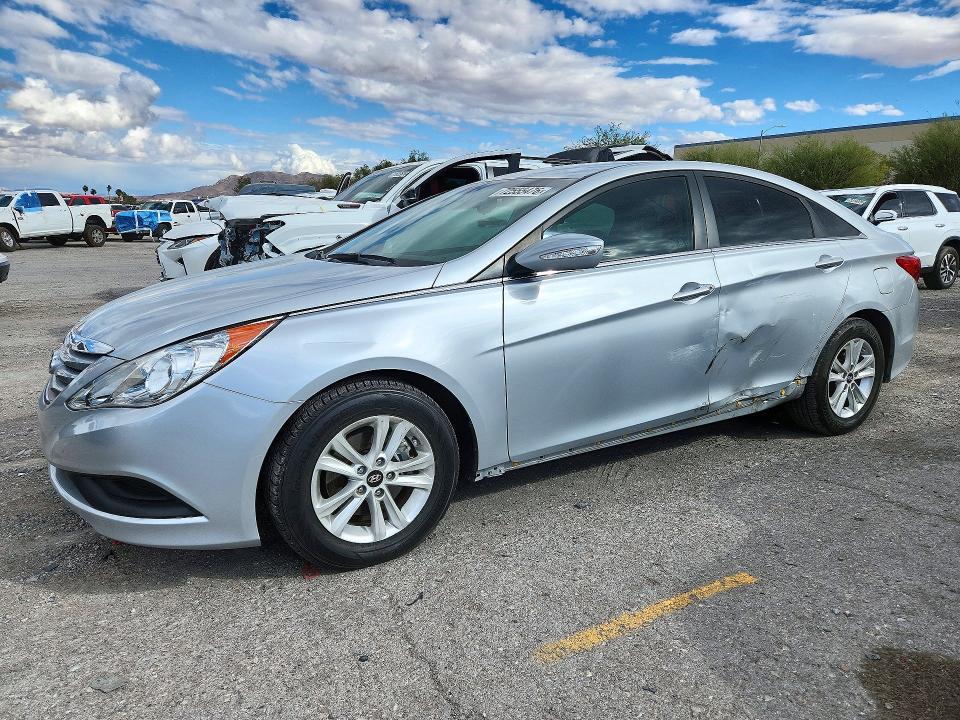 HYUNDAI SONATA 2014 с VIN 5NPEB4AC3EH868049 - Снимка от търг