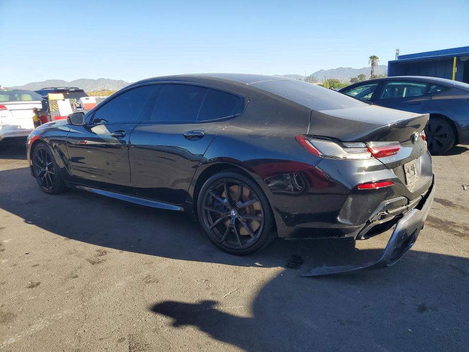 Снимка 2 от търг – 2021 BMW M850XI с VIN WBAGV8C00MCF81417