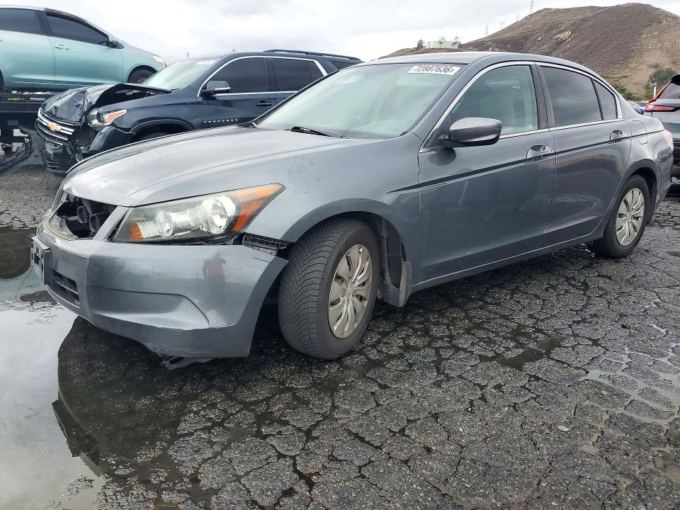 HONDA ACCORD 2009 с VIN 1HGCP26309A142038 - Снимка от търг