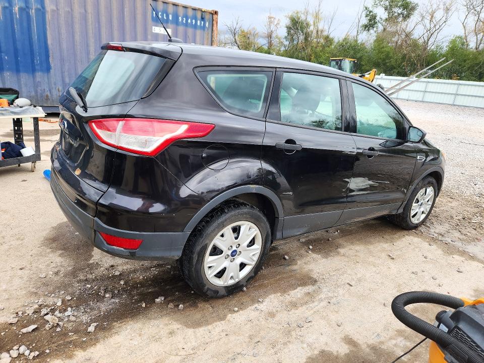 Photo 3 from auction – 2013 FORD ESCAPE with VIN 1FMCU0F72DUA86394