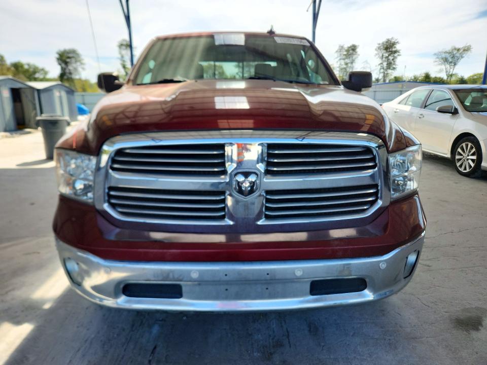 Снимка 5 от търг – 2017 RAM 1500 с VIN 3C6RR7LT6HG665561