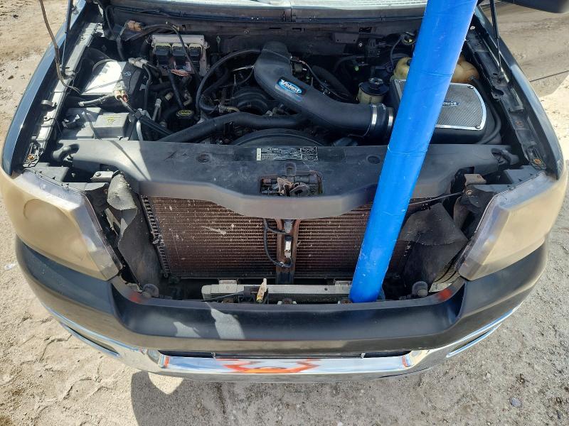 Photo 11 from auction – 2005 FORD F150 with VIN 1FTPX12555NA23163