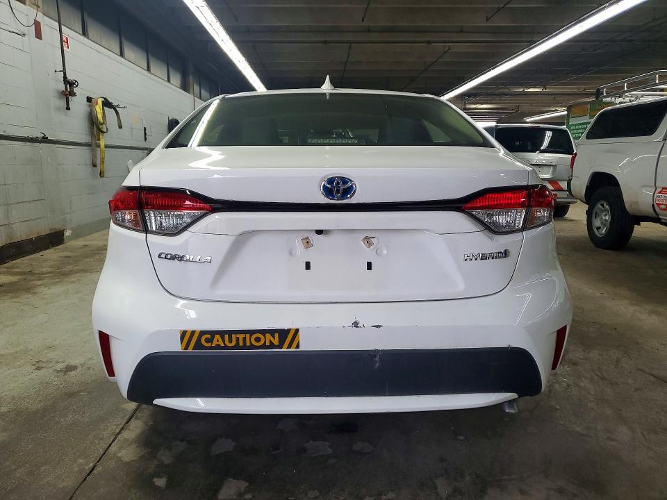 Фото 6 с аукциона – 2021 TOYOTA COROLLA с VIN JTDEAMDE6MJ011908