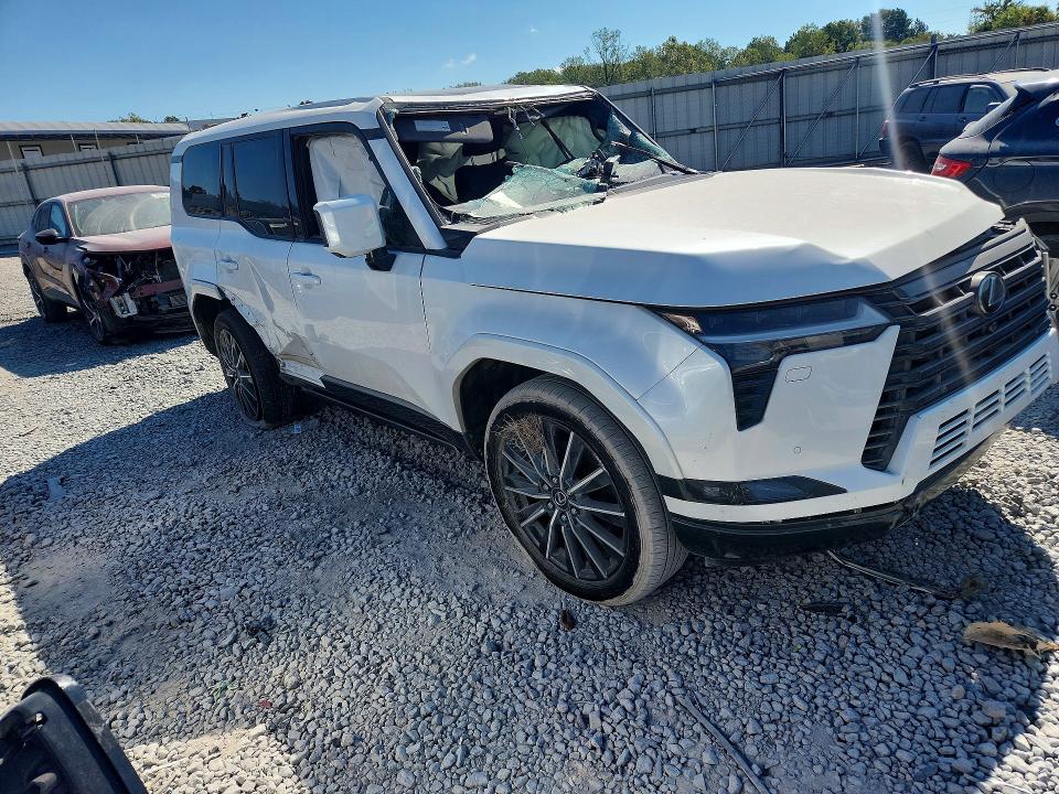 Photo 4 from auction – 2024 LEXUS GX 550 with VIN JTJVBCDX0R5016320