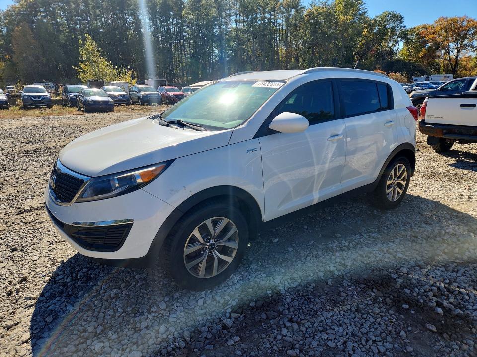 KIA SPORTAGE 2016 with VIN KNDPBCAC4G7812762 - Photo from auction