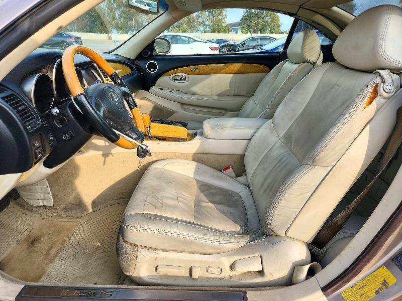 Снимка 7 от търг – 2003 LEXUS SC с VIN JTHFN48Y930048810